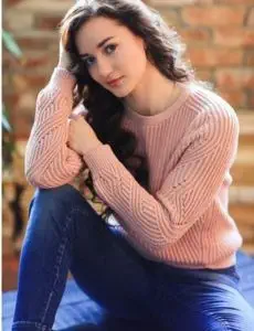 Elite escort service in Khandar for home and hotel visits