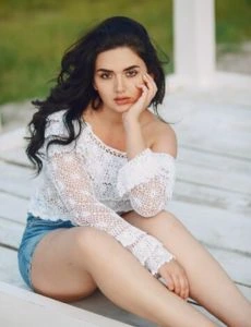 VIP companion girl in Khandar – discreet service